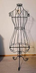 Paspop decoratief in metaal, Enlèvement, Comme neuf