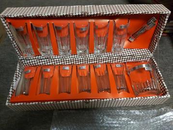 Vintage - box met 12 glazen, ijsemmer en ijstang  beschikbaar voor biedingen