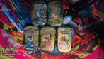 Pokémon Prismatic Evolution Tin, Enlèvement ou Envoi, Neuf