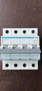 stroomonderbreker, Doe-het-zelf en Bouw, Ophalen, Zo goed als nieuw, Stopcontact