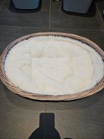 Hondenmand in riet ,nieuw aangekocht maar was te klein, Ophalen, Riet