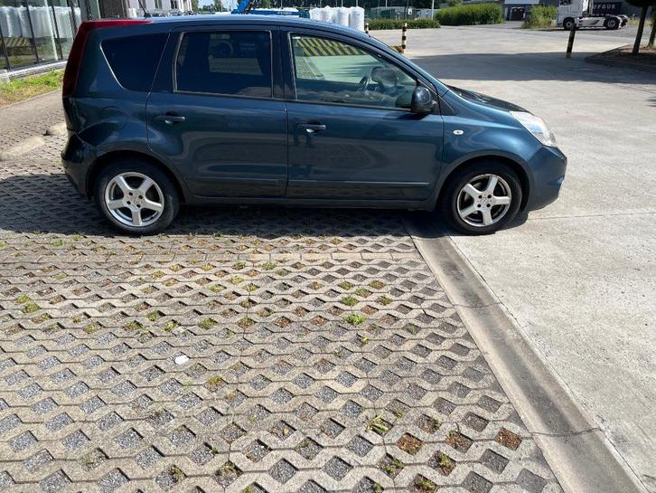 Nissan Note Pure Drive 1.5dci GPS*Prête pour immatriculer**, Auto's, Nissan, Particulier, Note, ABS, Adaptieve lichten, Airbags