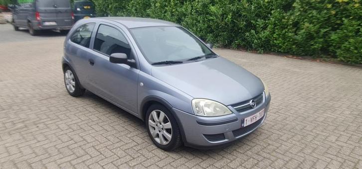 Opel Corsa 2004, Auto's, Opel, Particulier, Corsa, Radio, Benzine, Euro 3, Stadsauto, 3 deurs, Handgeschakeld, Zwart, Stof, Voorwielaandrijving