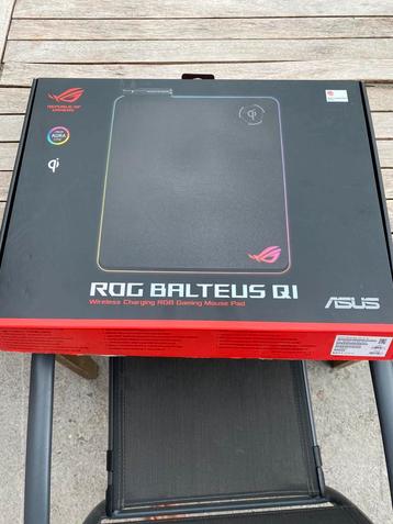 Asus Rog Balteus QI - tapis de souris connecté  disponible aux enchères