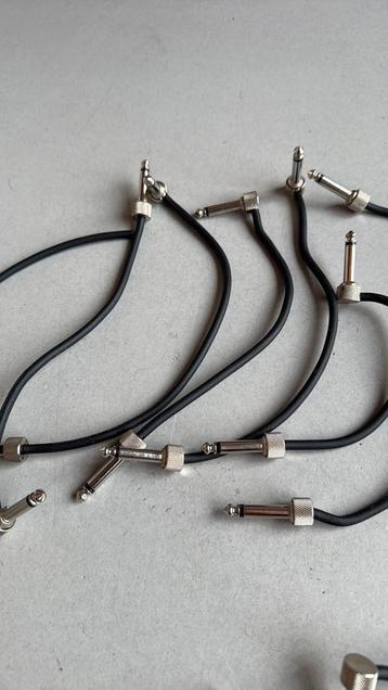 Lava patch cables beschikbaar voor biedingen