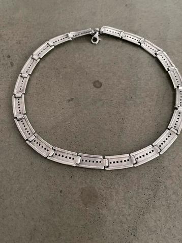 Halsketting zilver beschikbaar voor biedingen