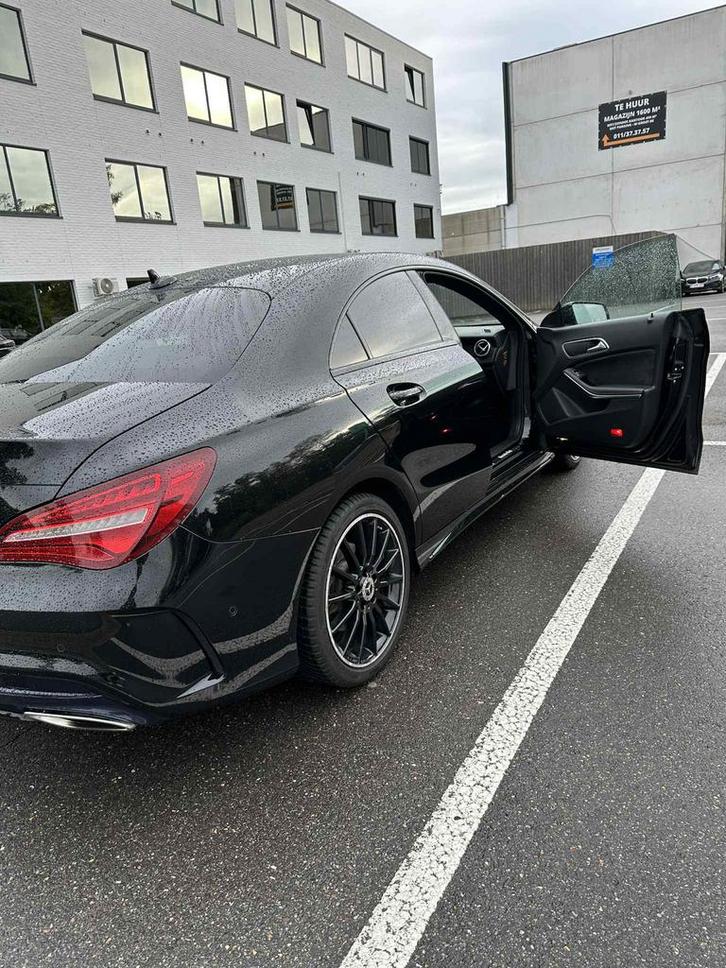 Mercedes CLA 180 AMG line, Auto's, Mercedes-Benz, Particulier, CLA, Benzine, Coupé, Automaat, Zwart, Leder en Alcantara, Ophalen