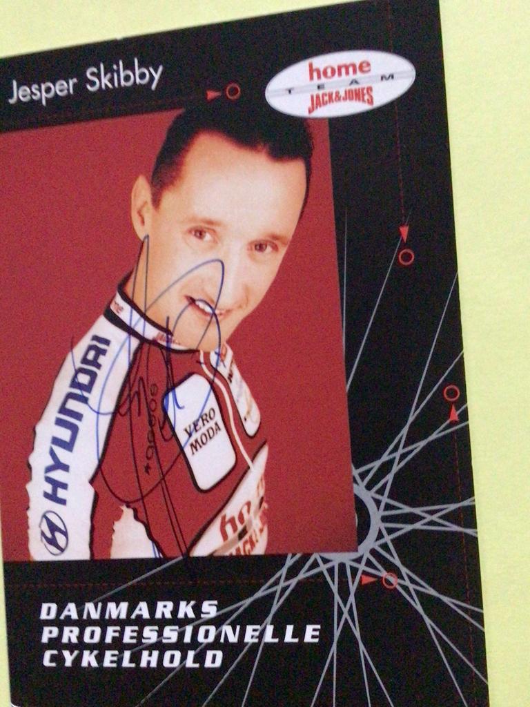 Wielerkaart 1998 team jack&jones jesper skibby signe, Sport en Fitness, Verzenden, Zo goed als nieuw