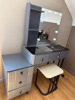 New Dressing table with Led lights and mobile charger!, Ophalen, Nieuw