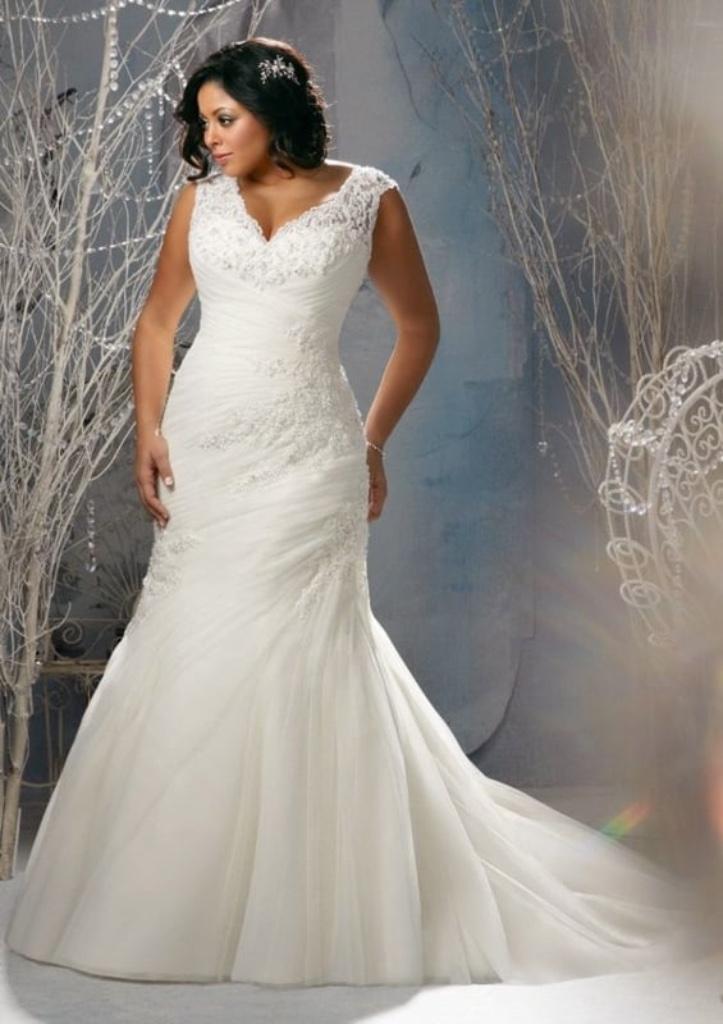 sale Grote maat trouwjurk maat 46 48 50 52 54 56, Kleding | Dames, Trouwkleding en Trouwaccessoires, Nieuw, Trouwjurk, Ophalen of Verzenden