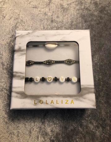 Lot de 3 bracelets beschikbaar voor biedingen