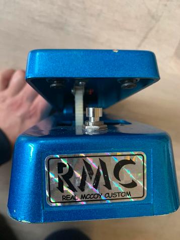 Real McCoy RMC1 Custom Wah, blue sparkle edition 