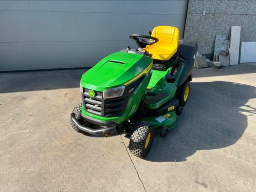 John deere x167r zitmaaier grasmaaier, Tuin en Terras, Grasmaaiers, Zo goed als nieuw, Benzine-grasmaaier, 50 cm of meer, Cirkelmaaier