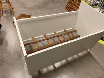 Kinderbed vintage, Huis en Inrichting, Slaapkamer | Bedden, Ophalen, Gebruikt, Wit, Vintage