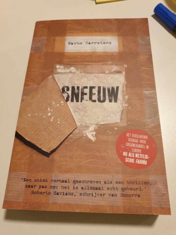 Nacho Carretero - Sneeuw.  Fariña NETFLIX, Boeken, Overige Boeken, Zo goed als nieuw, Ophalen of Verzenden