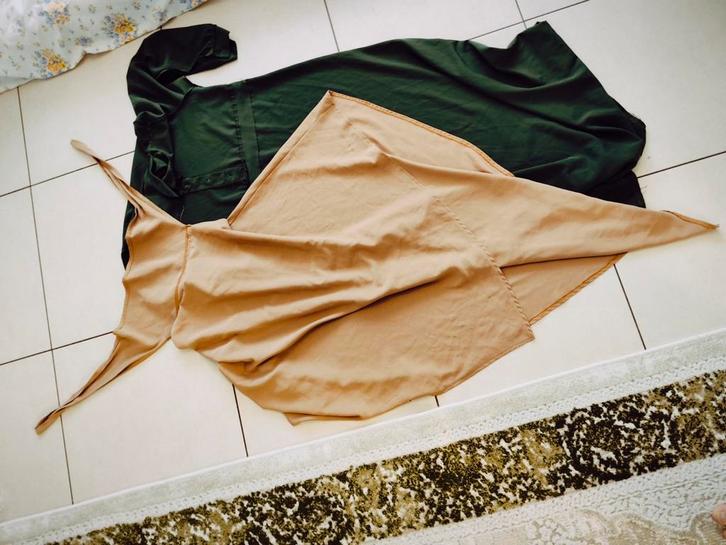 Abaya, Kleding | Dames, Jurken, Zo goed als nieuw, Maat 38/40 (M), Ophalen