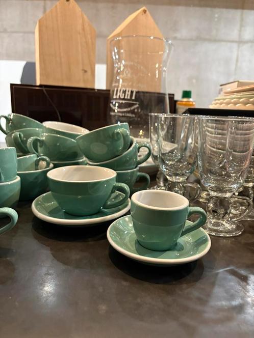 Loveramics cappuccino en espresso setjes, Huis en Inrichting, Keuken | Servies, Zo goed als nieuw, Kop(pen) en/of Schotel(s), Keramiek