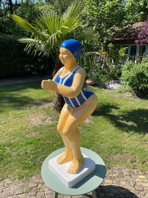 (Tuin)Beeld duikende dame, eye catcher zwembad, vijver 115cm, Tuin en Terras, Tuinbeelden, Nieuw, Mensenbeeld, Kunststof, Ophalen