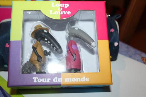 figurines loup & louve - auzou- tour du monde, Verzamelen, Beelden en Beeldjes, Gebruikt, Ophalen of Verzenden