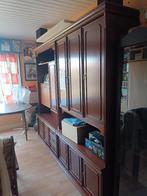 Grote houten antieken kast, Ophalen