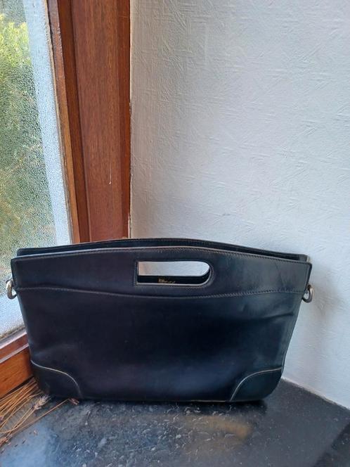 DELVAUX  Sac vintage LE TARN noir siglé 1974, Bijoux, Sacs & Beauté, Sacs | Sacs Femme, Autres couleurs, Envoi