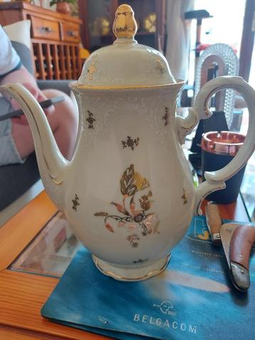 théière vintage beschikbaar voor biedingen