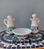 Avon opaline wit blauw kruikjes en schaaltje, Antiek en Kunst, Ophalen of Verzenden