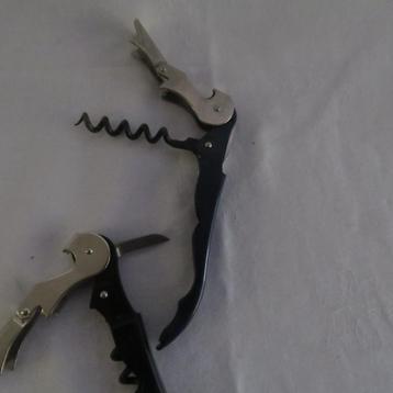 Pulltaps kurkentrekker sommelier zwart of blauw beschikbaar voor biedingen