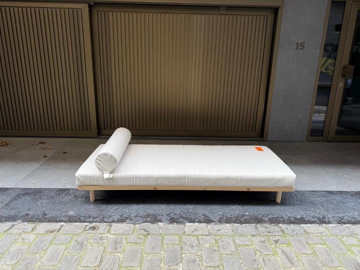 IKEA Virgil abloh markerad daybed, Huis en Inrichting, Slaapkamer | Bedden, Nieuw, Eenpersoons, 90 cm, 190 cm of minder, Hout