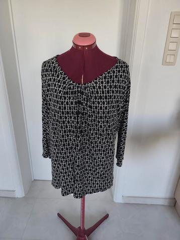 Jolie blouse souple à motif géométrique. Weekend Max Mara. L beschikbaar voor biedingen