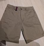 Chiro short maat 176  als nieuw!, Ophalen of Verzenden, Zo goed als nieuw
