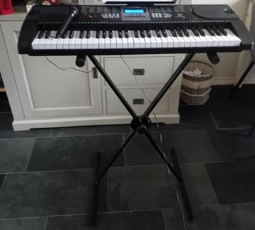 Keyboard/Piano beschikbaar voor biedingen