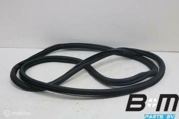 Portierrubber rechtsvoor VW Golf 7 5drs 5G4867912B beschikbaar voor biedingen