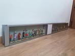 Longue vitrine en verre & métal collection Tintin .., 150 tot 200 cm, Minder dan 25 cm, Minder dan 100 cm, Gebruikt