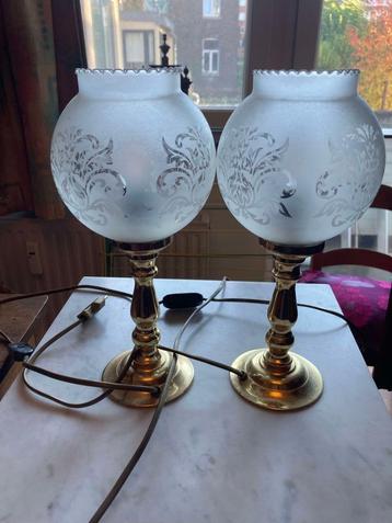 2 lampes de chevet retro beschikbaar voor biedingen