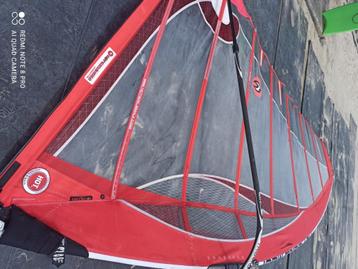 Voile windsurf Hotsails 7.3m² 3 cambers 