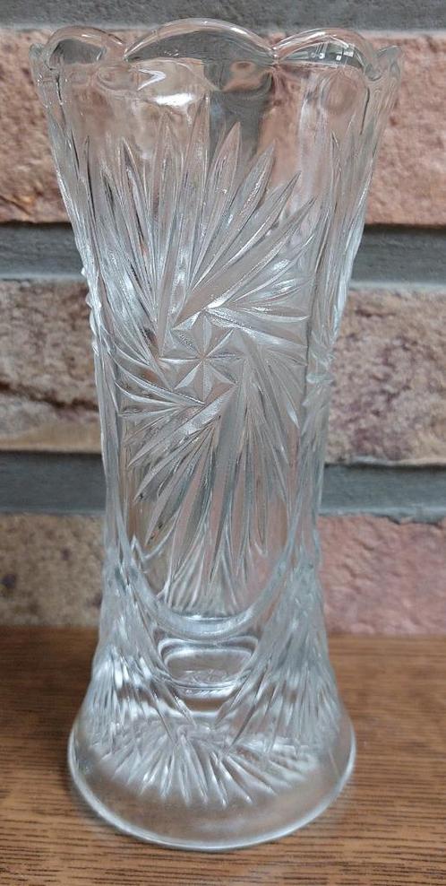 Vaas - Bergkristal = Half kristal - Jaren '50 - € 12, Huis en Inrichting, Woonaccessoires | Vazen, Zo goed als nieuw, Overige kleuren