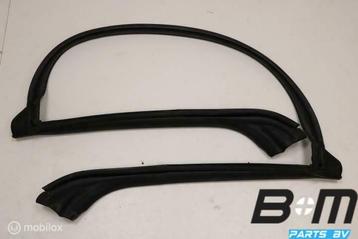 Afdichting van voorruitframe VW Golf 6R Cabrio beschikbaar voor biedingen