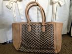 sac femme Essentiel tràs bon état, Handtassen en Accessoires, Tassen | Damestassen, Ophalen of Verzenden, Zo goed als nieuw