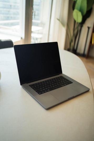 AANBIEDING! Macbook Pro M1MAX 64GB + 2TB  beschikbaar voor biedingen