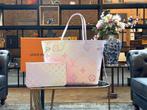 NO RESERVE: Louis Vuitton Neverfull MM – Sunrise Pastel, Handtassen en Accessoires, Tassen | Damestassen, Overige kleuren, Niet ingevuld