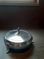 Bobonnière van Metawa met deksel, Ophalen