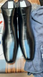 Bottes courtes noires... taille 44 neuves achetées incorrect, Enlèvement, Comme neuf