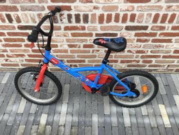 Fiets kind blauw rood BTWIN crossmodel beschikbaar voor biedingen