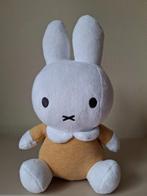 Nijntje knuffelrammelaar - 26 cm, Ophalen of Verzenden, Nieuw, Konijn