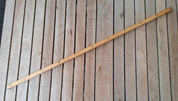 houten meetstok 1m beschikbaar voor biedingen