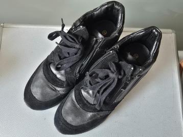 Schoenen beschikbaar voor biedingen