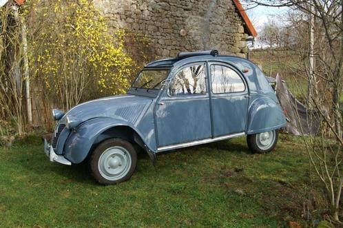 Citroën 2CV, Autos, Oldtimers & Ancêtres, Particulier, Citroën, Essence, Berline, 4 portes, Boîte manuelle, Bleu, Bleu, Tissu