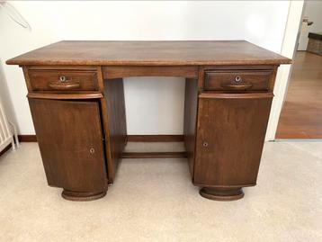 Antiek bureau 120 x 65 cm  beschikbaar voor biedingen