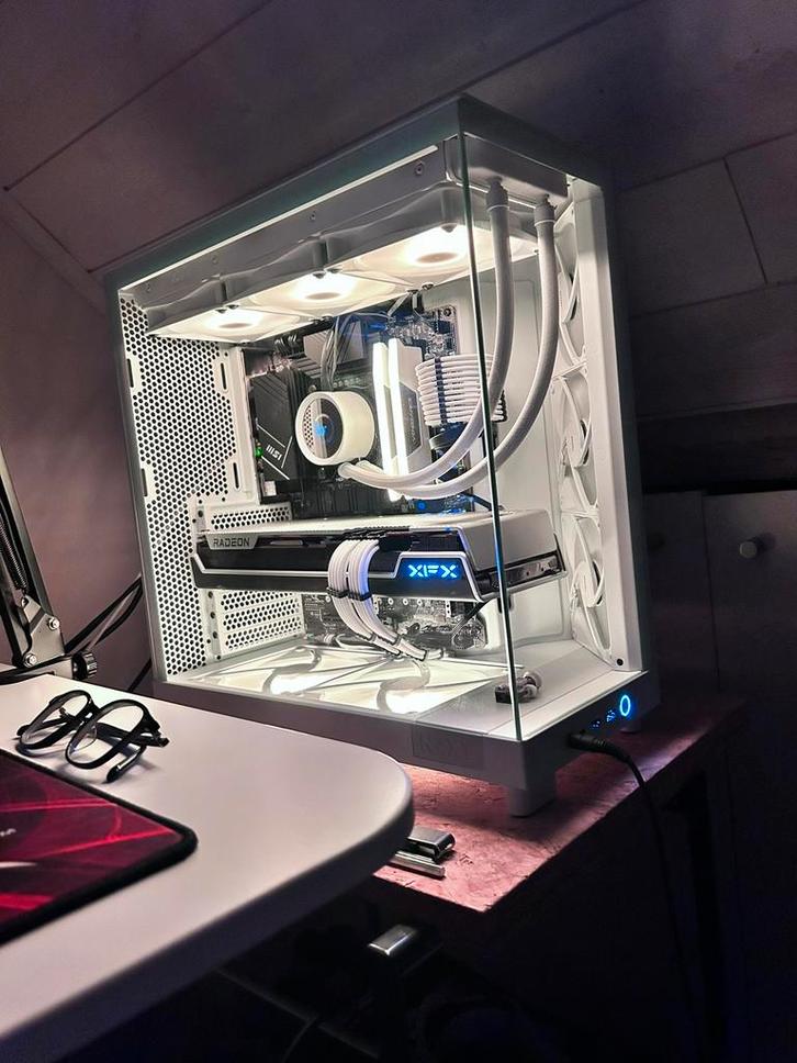 Full custom pc, Computers en Software, Desktop Pc's, Zo goed als nieuw, Ophalen of Verzenden